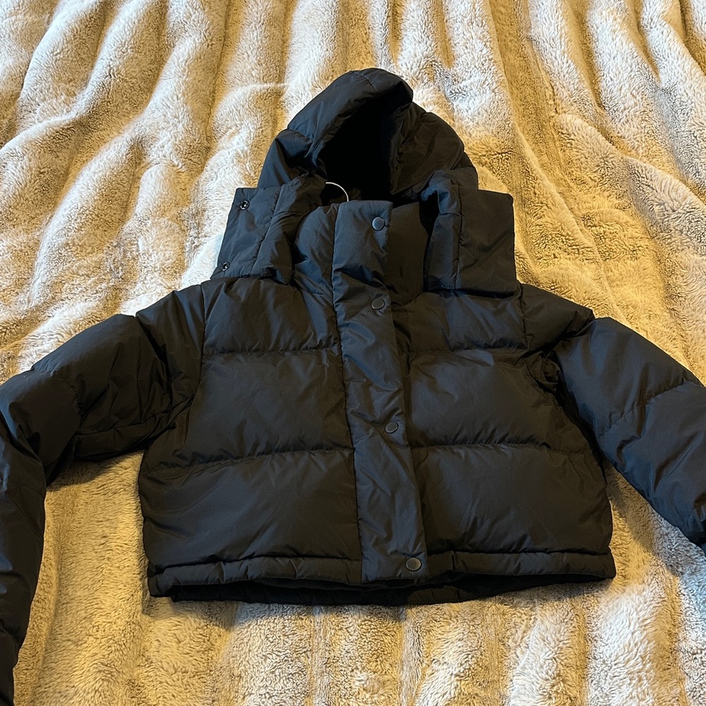 Lululemon Black Puffer Jacket